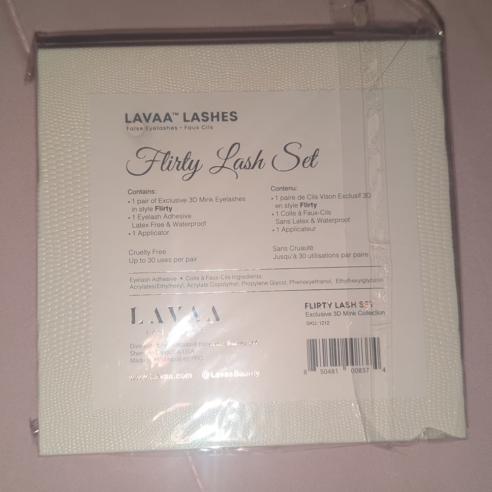 Lashes - Picture 2 of 3